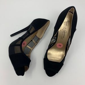 Mark & James Badgley Mischka Black Peep Toe Heels